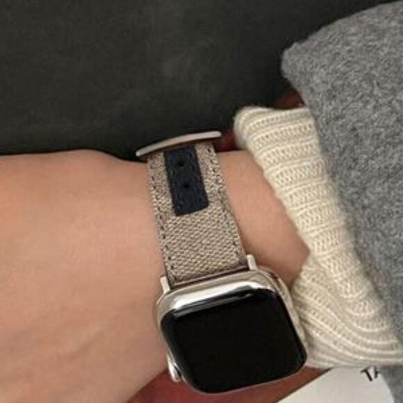 NEW Luxury Leather Stylish Fashion Apple Band - Picture 2 of 5